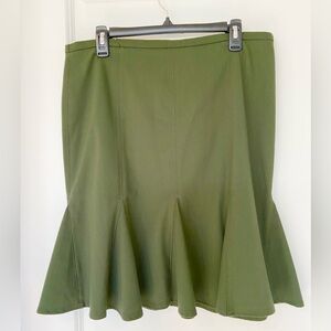 INC International Concepts Women's Tulip Hem Skirt - Olive Green Sz 14 Office